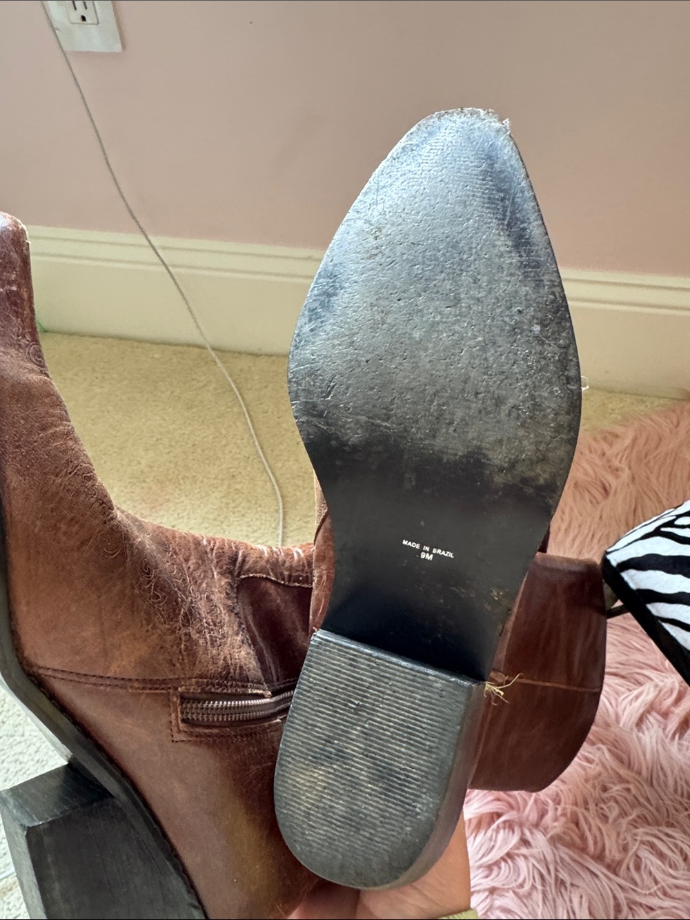 Vintage Classic Brown Leather Cowboy Boots - Picture 2 of 10